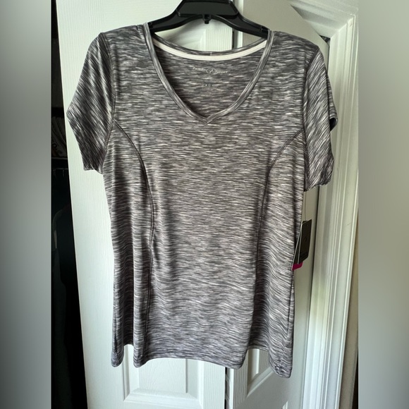 N.Y.L Sport Short Sleeve Gray Print Top Size XL, NWT - Picture 3 of 7